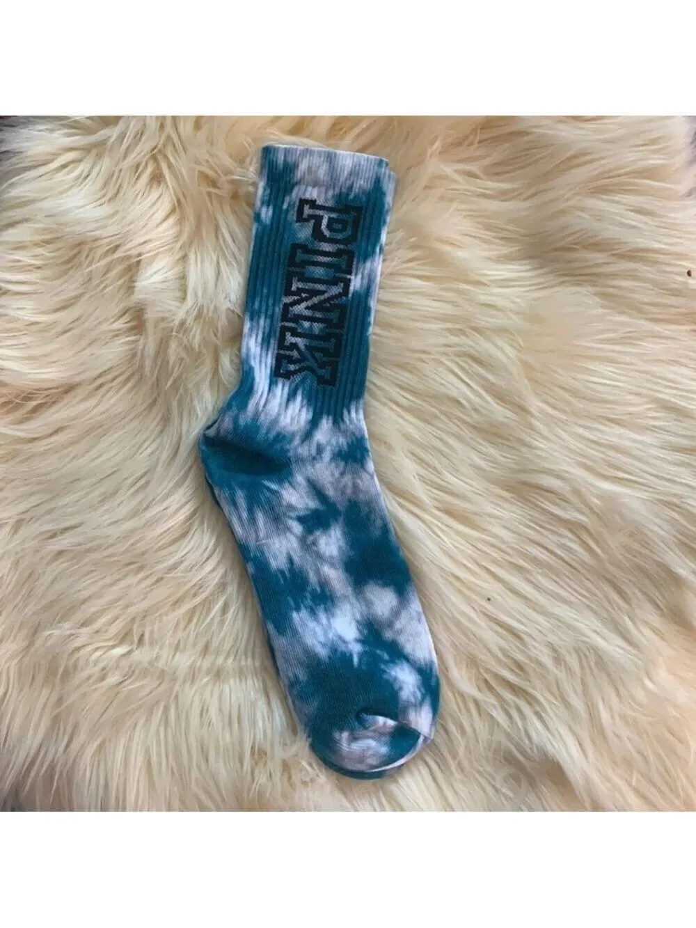 PINK By Victoria’s Secret CREW SOCK